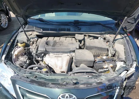 2011 Toyota Camry Le from USA, damaged, VIN 4T1BF3EK5BU670640